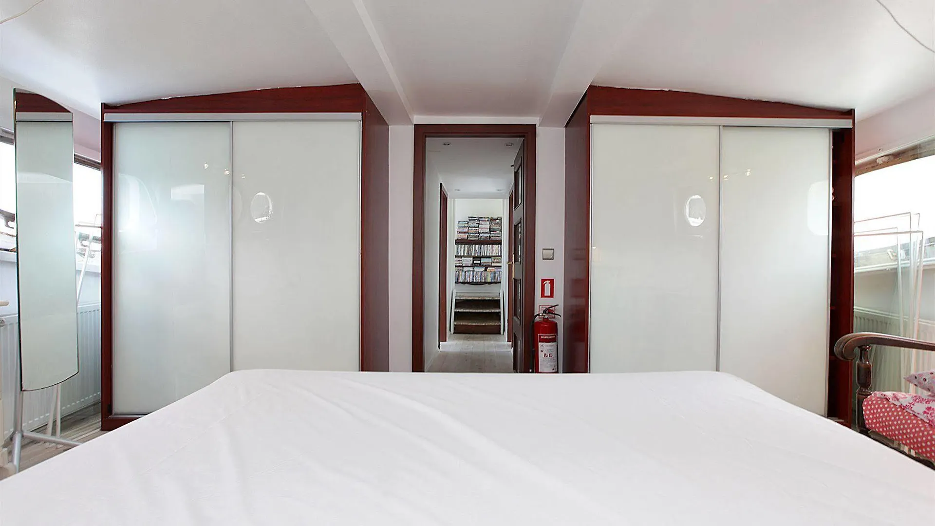 Copenhagen Houseboat Hotel Botel