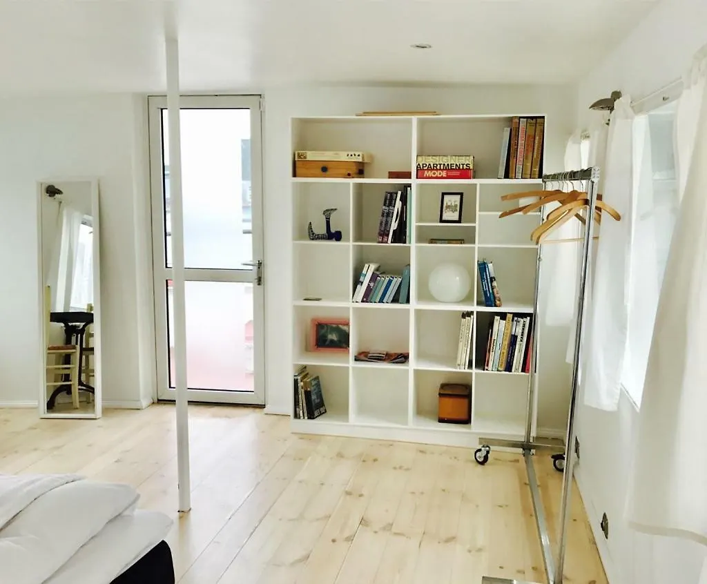 Copenhagen Houseboat Hotel